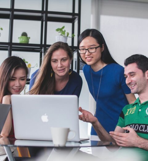 Strategie efficaci per coinvolgere nuovi lettori online